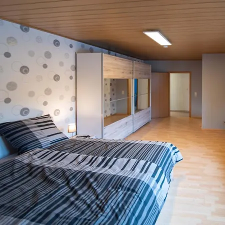 Nepomuk Nyaraló Lauterecken